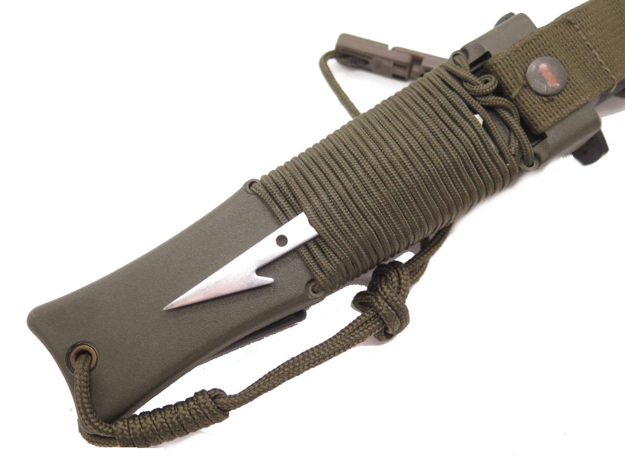 El Aitor Jungle King II 16013V es uno de los cuchillos de supervivencia más icónicos de Aitor.