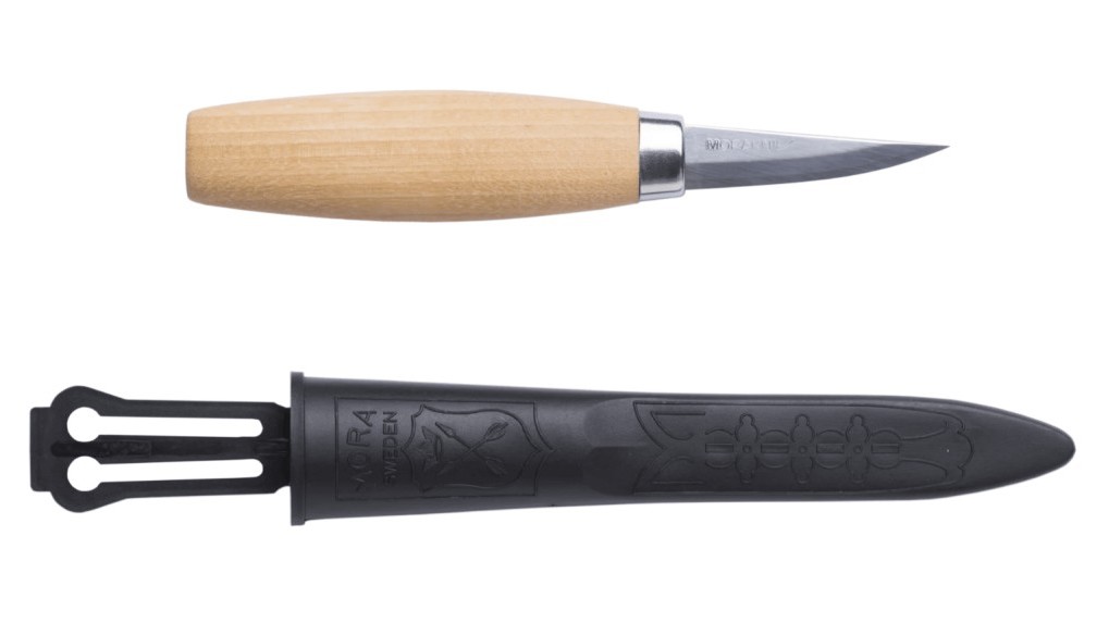 Cuchillo Morakniv 120 para tallar – Precisión Sueca en Acero Laminado