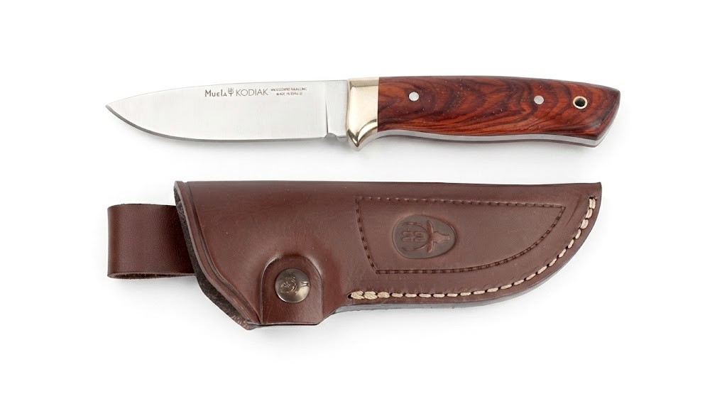 Cuchillo Muela Kodiak-10CO es una pieza excepcional de cuchillería de alta calidad que combina una línea clásica y un diseño atemporal con una construcción de alta calidad