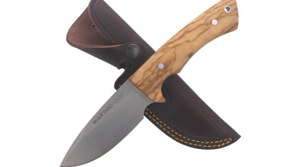 El Cuchillo Muela Rhino 10.OL es una herramienta de caza excepcional, diseñada para ofrecer rendimiento, resistencia y elegancia