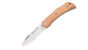 Nieto Olivo 160-O es una navaja compacta, robusta y elegante, diseñada para bushcraft, campismo y supervivencia ligera.