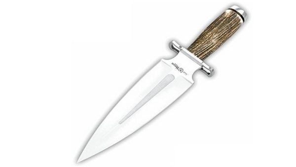 El Nieto Hércules es un cuchillo de remate diseñado para ofrecer máxima potencia y precisión en la caza mayor.