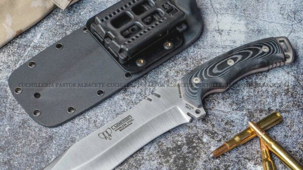 Cudeman 299-BK-  Boina Verde Español –  Cuchillo Bushcraft, Micarta  & Böhler N695