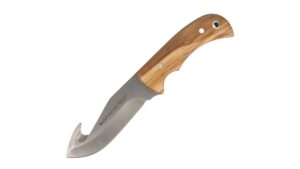 El Bisonte 11OL es un cuchillo tipo skinner/desollador de hoja fija “full-tang”, fabricado en Ciudad Real, España. Está especialmente diseñado para desollar en caza, pero su perfil robusto y funcional lo hace adecuado para múltiples tareas outdoor