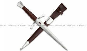 La Daga Faithkeeper es la compañera perfecta de la Espada Faithkeeper, inspirada en la simbología y tradición de los Caballeros Templarios.