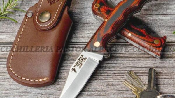 La Navaja Cudeman 333-RF Texana es una pieza artesanal fabricada en Albacete (España), reconocida cuna de la cuchillería tradicional.