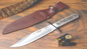 Cuchillo Cudeman Bowie JBK II 107-C, fabricado artesanalmente en Albacete (España).