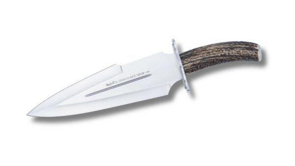 El Muela Duque 25A es una de las joyas más reconocidas de la cuchillería española artesanal, fabricado por la prestigiosa marca Muela en Albacete. Diseñado especialmente para remate en caza mayor,