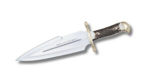 El Muela Duque 25E es una de las joyas más reconocidas de la cuchillería española artesanal, fabricado por la prestigiosa marca Muela en Albacete. Diseñado especialmente para remate en caza mayor