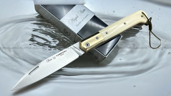 Navaja Nieto Cabritera 209-Latón, Micarta, Acero Bohler N690
