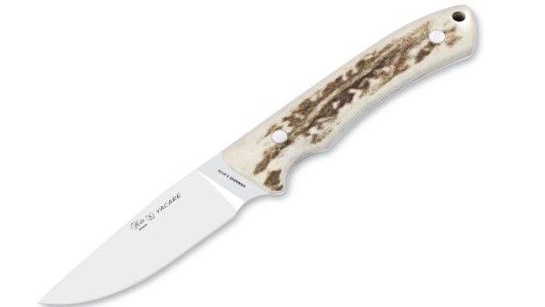 El Cuchillo de Caza Nieto Yacaré, fabricado en Albacete (España), es una pieza de alto rendimiento diseñada para cazadores y amantes de la naturaleza. Su hoja enteriza de acero inoxidable Vanadio 1.4116 g