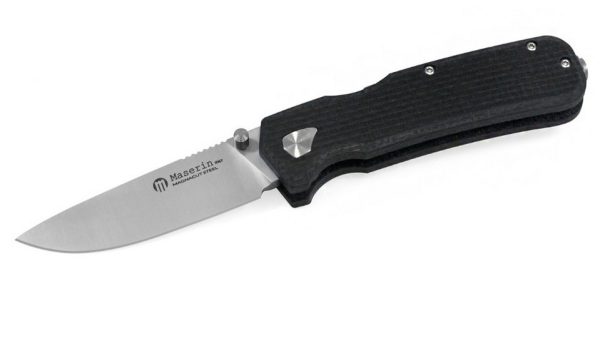 Maserin Pulse 630-MCN es una navaja de bolsillo de alta gama, fabricada en Italia, que destaca por su diseño robusto y materiales de primera calidad.