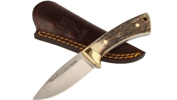 Muela Colibrí COL-7A es un cuchillo de caza compacto y elegante, fabricado artesanalmente en Ciudad Real, España.