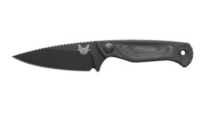 Cuchillo Benchmade Dacian 203 con acero CPM-MagnaCut y con empuñadura de micarta negra con funda de ABS.