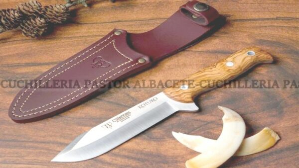 Cuchillo Cudeman Kotuko 119-L  - Madera de Olivo - Funda
