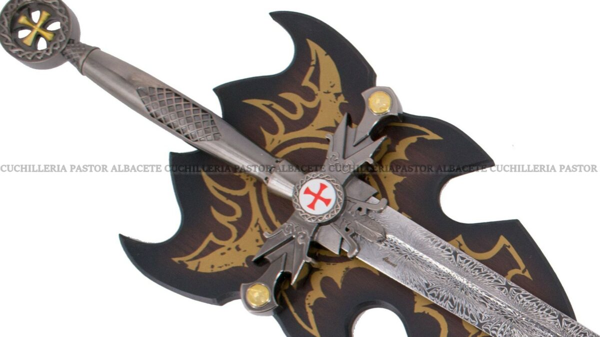 Espada Templaria -  Acero con Cruz – Damasco y Soporte - Imagen 2