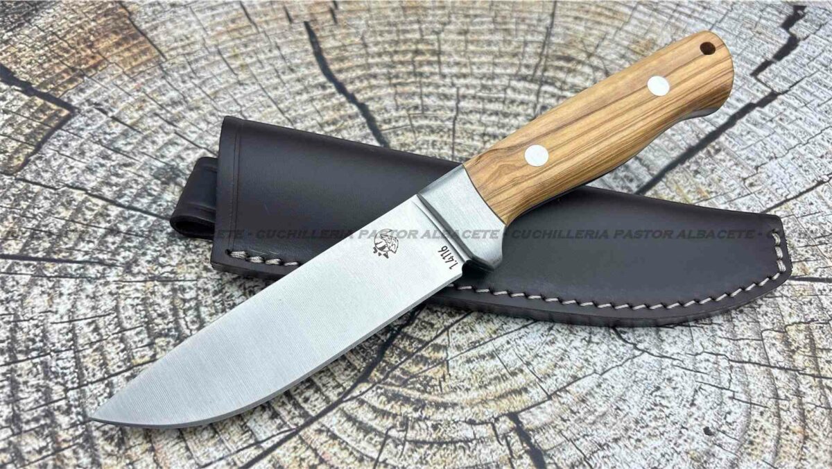 Cuchillo J&V CDA Ibex - Madera de Olivo -  Hoja 11 cm