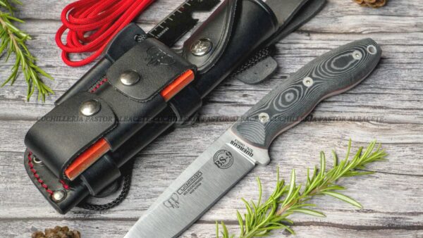 Cuchillo Cudeman BS9 Quercus 160-MC es una herramienta de bushcraft robusta, versátil