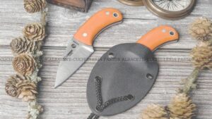 l Cudeman Yoda 200-JK es uno de los cuchillos de cuello (neck knife) más populares dentro del catálogo de Cudeman Knives