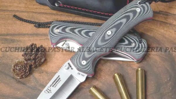 La Cudeman Ranger 327-MF es una navaja de supervivencia profesional diseñada y fabricada en Albacete (España),