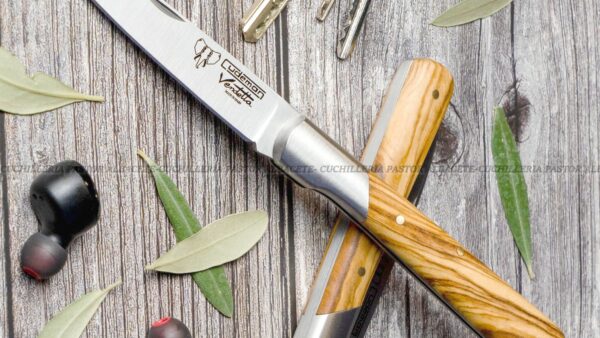 Navaja  Cudeman Vendetta 409-L  Madera de Olivo– Hecha en Albacete, España