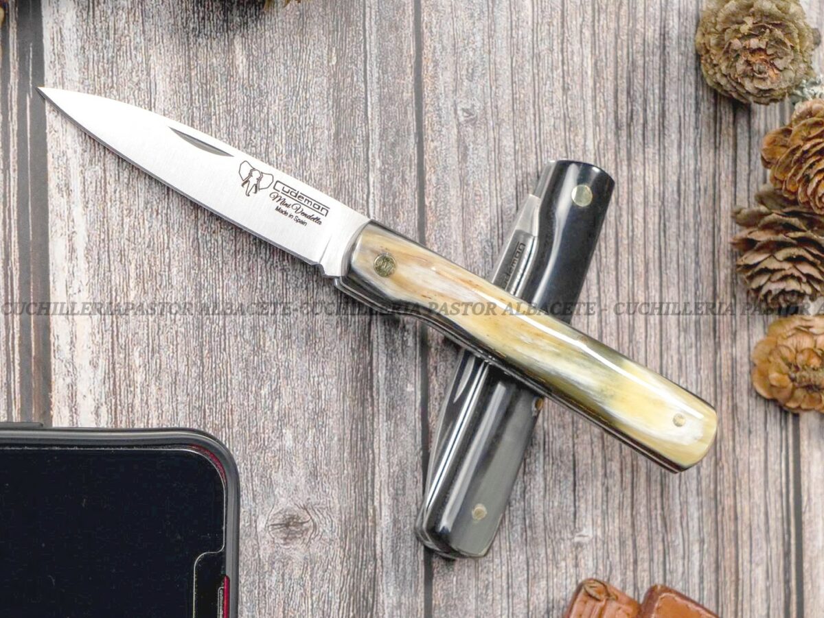Navaja  Cudeman Mini Vendetta 451-A  Asta de Toro – Hecha en Albacete, España