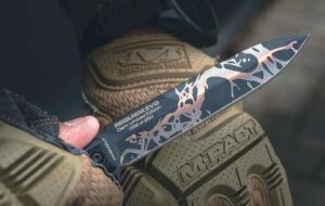 Extrema ratio REQUIEM  EVO DARK – Edición Limitada