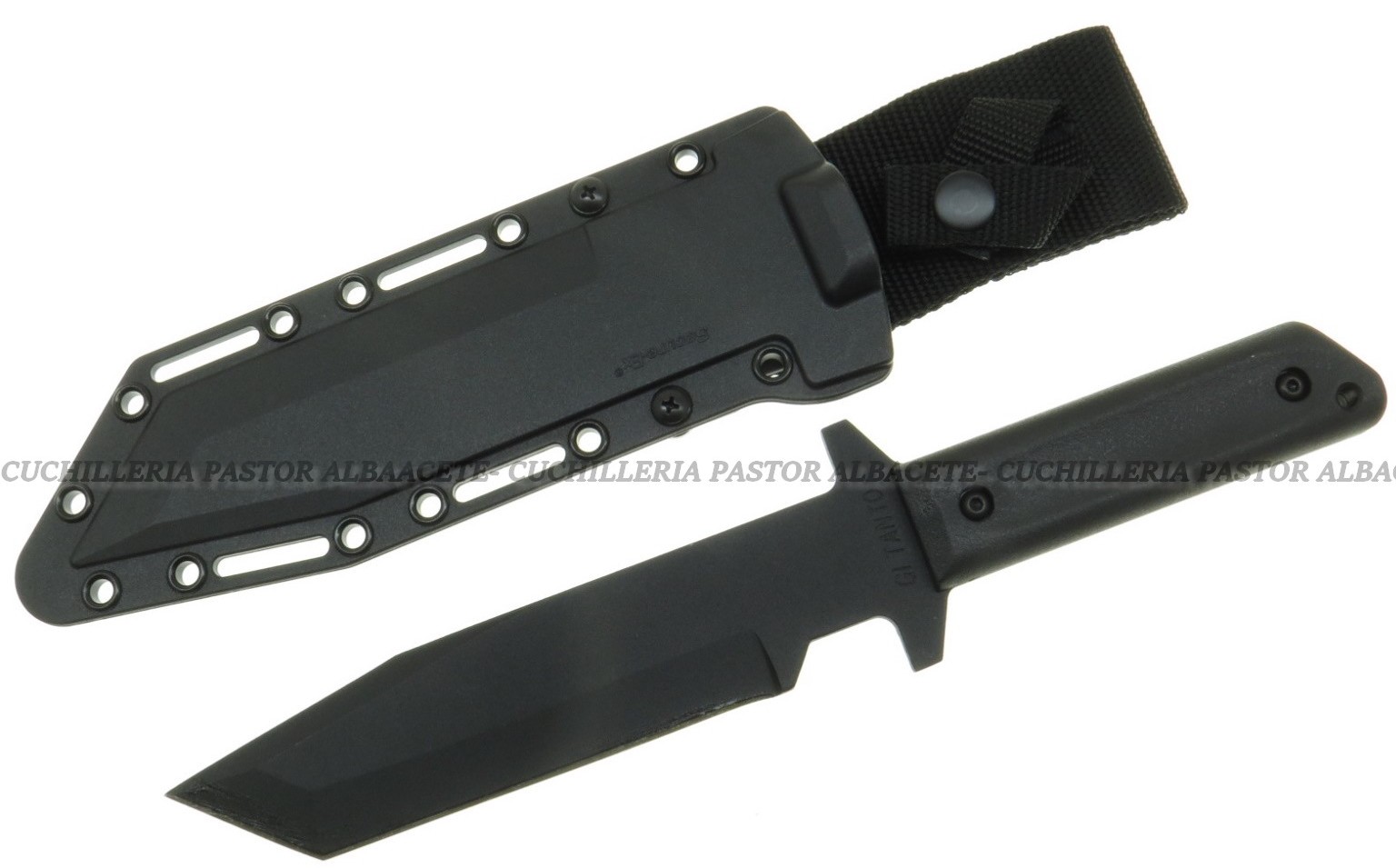 El Cold Steel GI Tanto 80PGT es un cuchillo táctico de hoja fija diseñado para supervivencia, uso outdoor y aplicaciones exigentes.