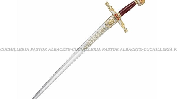 La Espada de Carlomagno, conocida como La Joyosa, es una réplica histórica inspirada en el arma atribuida al emperador que marcó el destino de Europa occidental.