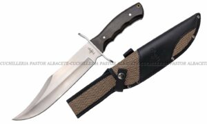 El cuchillo Third H1202N estilo Bowie es una herramienta de gran tamaño, potencia y elegancia, diseñada para caza mayor, supervivencia y uso intensivo en exteriores.