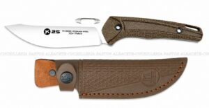El cuchillo K25 Caramelo Micarta  es la combinación perfecta entre diseño clásico y funcionalidad táctica moderna.