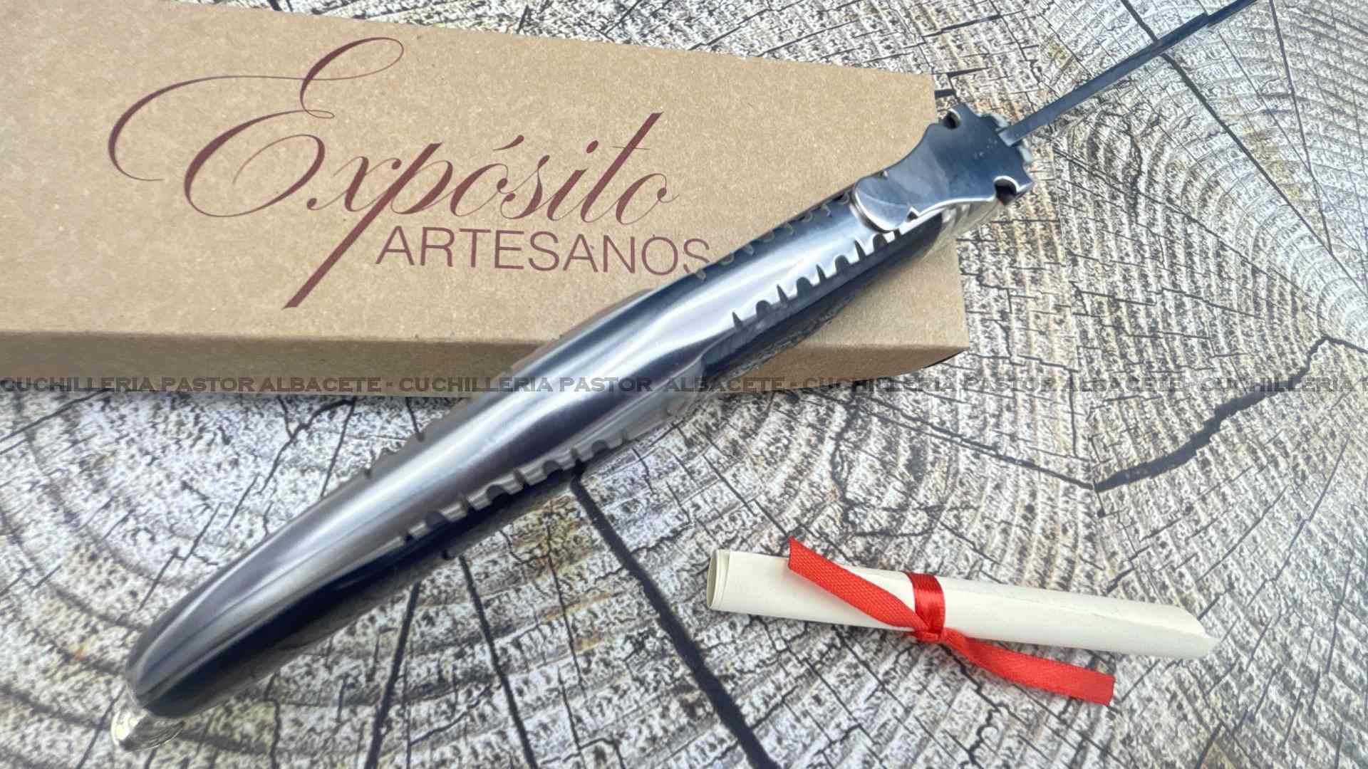 Exposito M/106-ATT Navaja Albacete Toro Carraca - Imagen 4