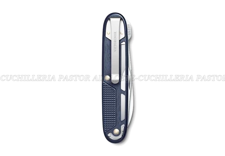El Victorinox Synergy Alox Azul es una navaja de bolsillo compacta, resistente y funcional, diseñada para quienes buscan una herramienta práctica para el día a día.