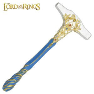 El Martillo de Celebrimbor es una réplica decorativa inspirada en el icónico martillo utilizado por el personaje de Celebrimbor en la serie Los Anillos del Poder.